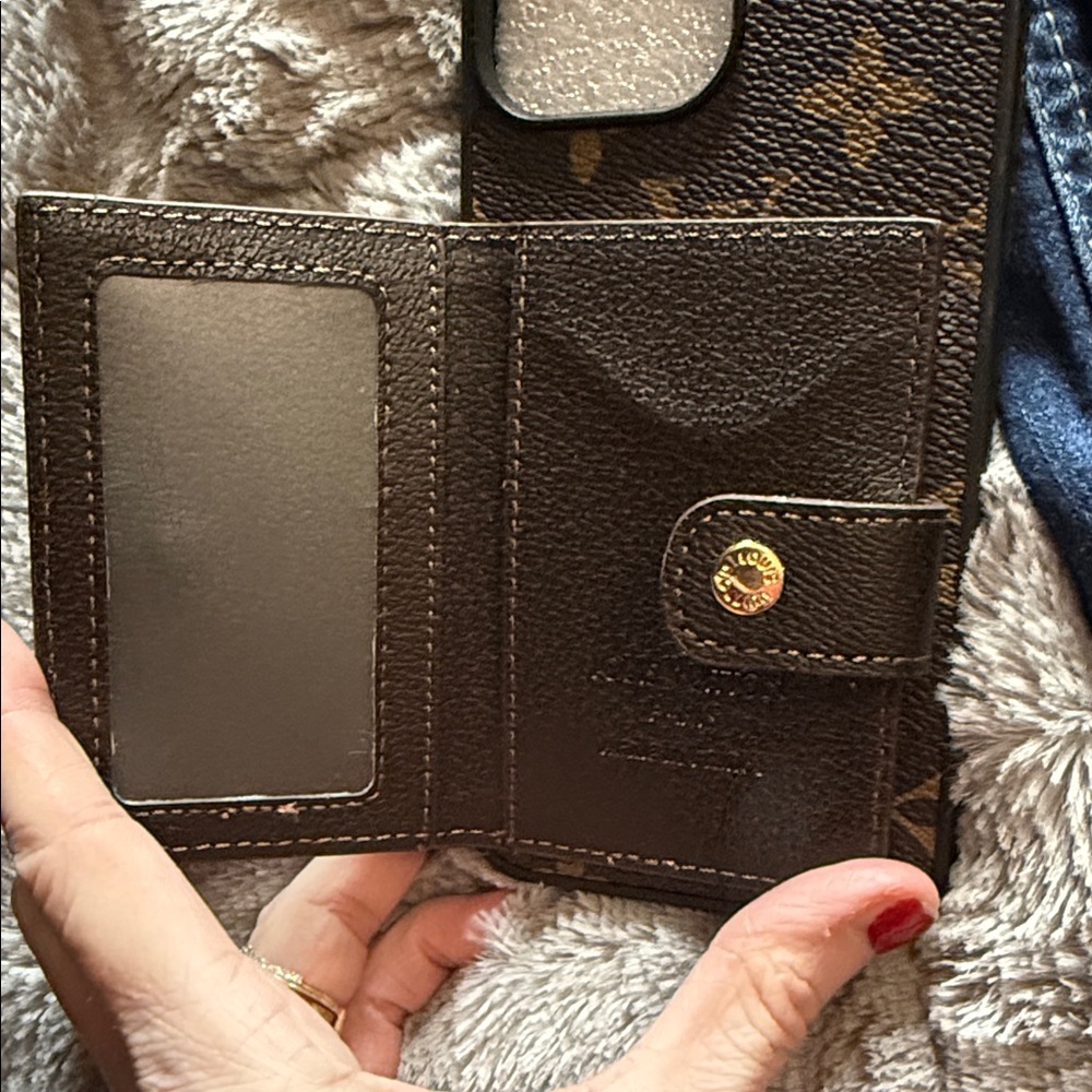 Louis Vuitton Black and Brown Monogram Phone Case - Picture 3 of 4